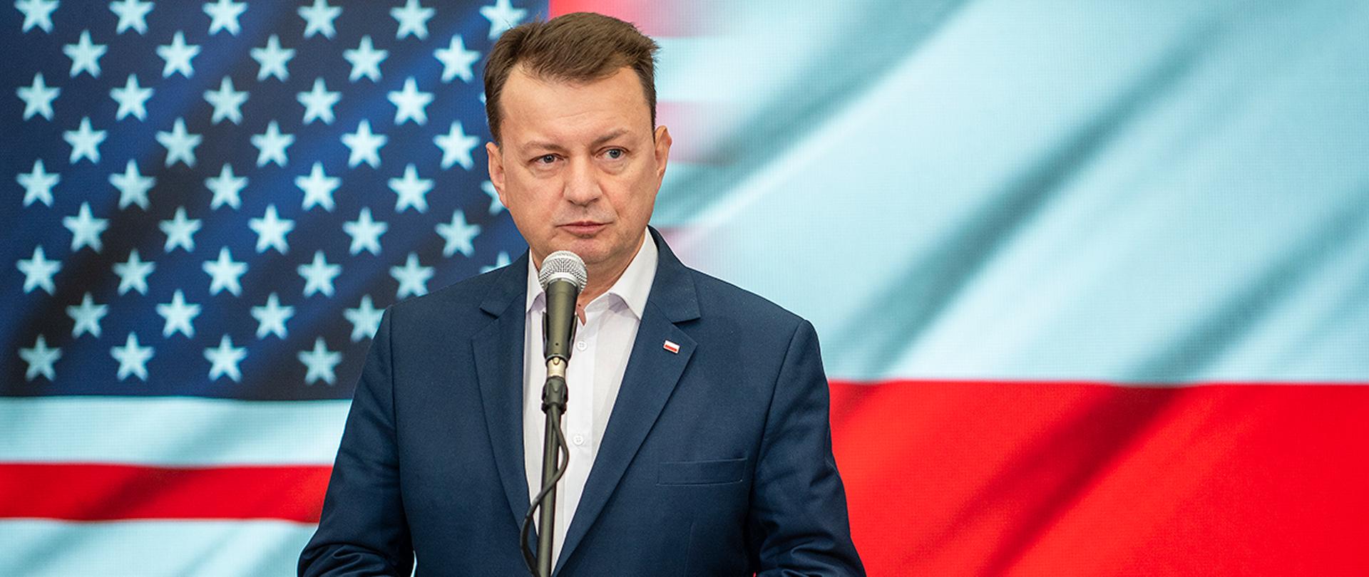 Minister M. Błaszczak - konferencja prasowa dot przylotu wojsk USA do Polski 