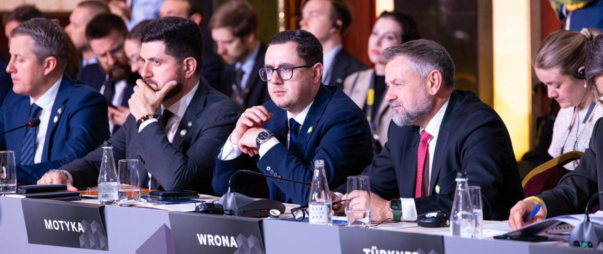 Minister Energii Miłosz Motyka na spotkaniu grupy G7+ w Kijowie 