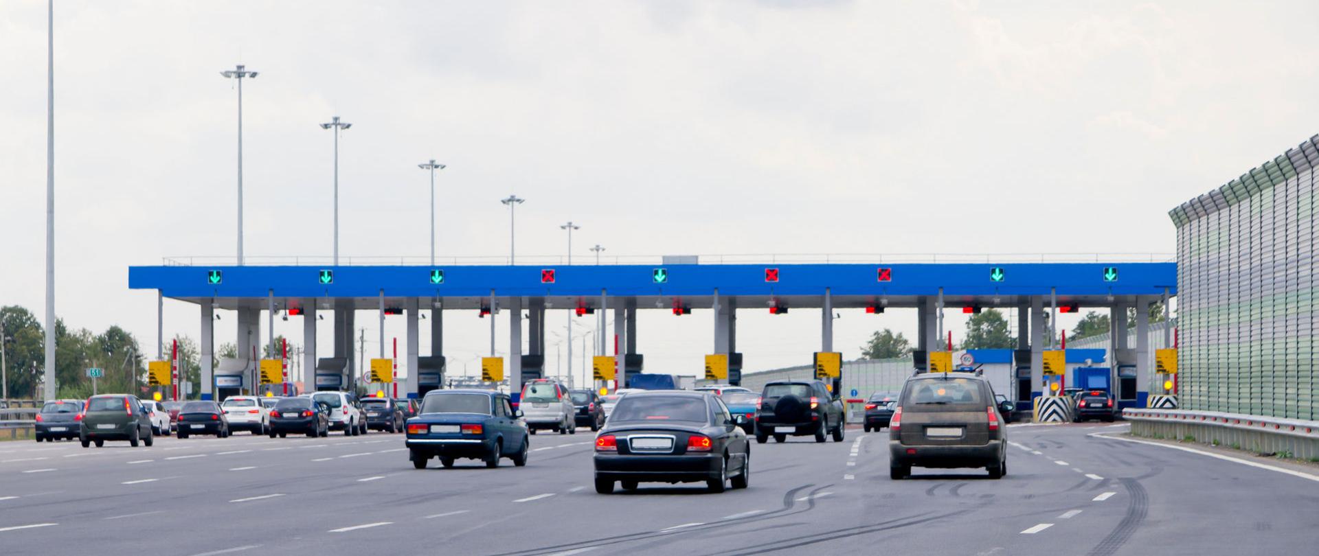 Barierki stanowisk poboru opłat na autostradzie