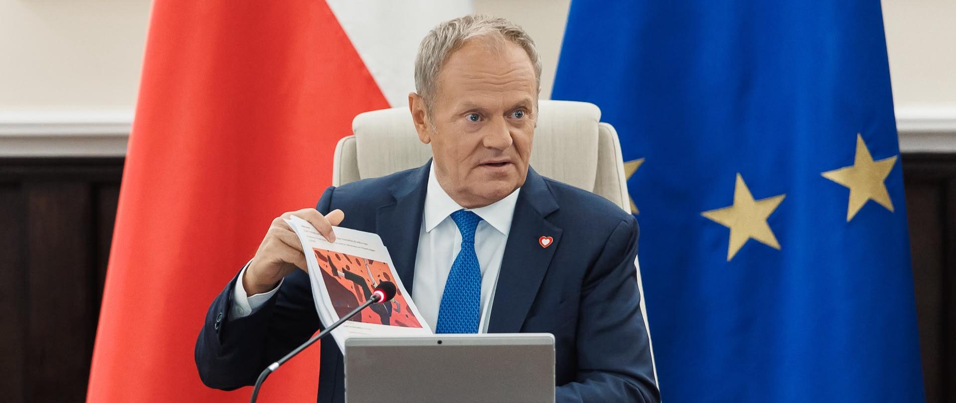 Premier Donald Tusk podczas Rady Ministrów