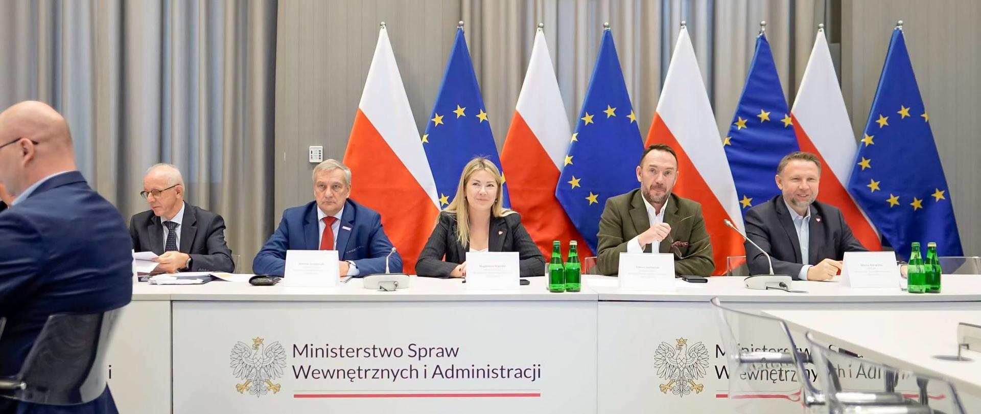 Rząd i samorządy wspólnie o bezpieczeństwie mieszkańców