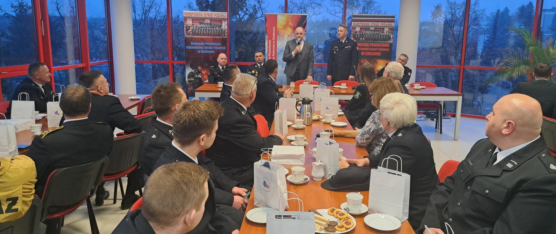 Spotkanie Marszałka Województwa Kujawsko-Pomorskiego ze strażakami powiatu chełmińskiego