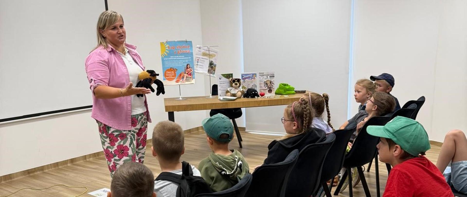 Zajęcia edukacyjne dla dzieci w Miejskiej Bibliotece Publicznej w Radzionkowie 
