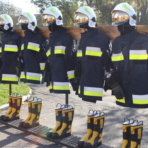 sprzęt strażacki - mundury