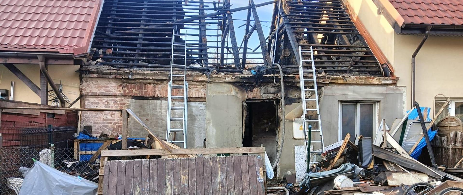 Pożar domu jednorodzinnego