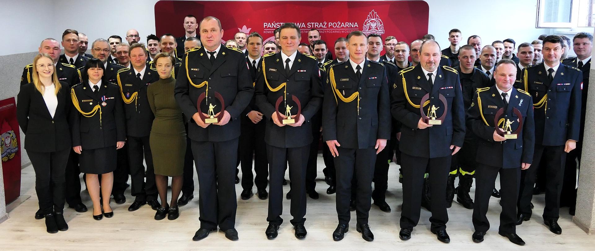 Uroczysta zbiórka w Komendzie Powiatowej PSP w Cieszynie