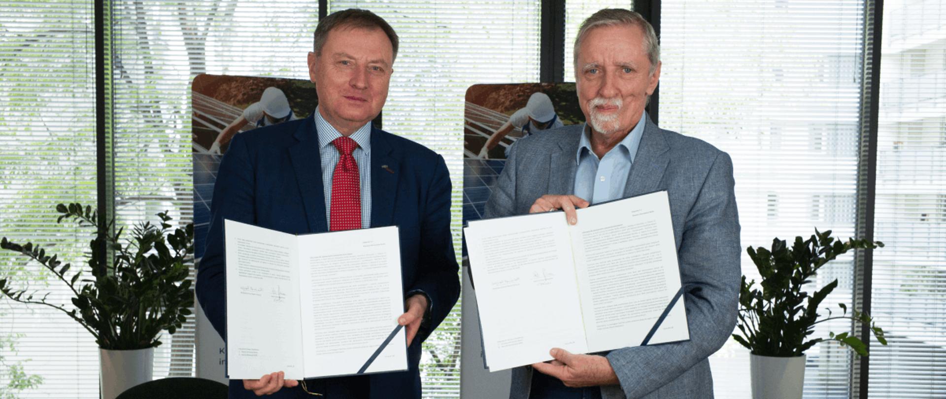 Na zdjęciu od lewej prezes zarządu BOŚ Banku Wojciech Hann i dyrektor NCBR Wojciech Kamieniecki