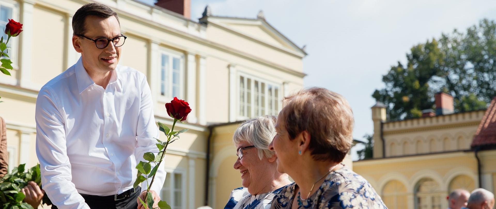 Prime Minister Mateusz Morawiecki visits Waplewo Wielkie.