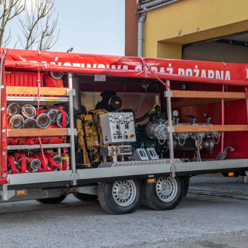 ZESTAW POMPOWY DUŻEJ WYDAJNOŚCI DO WODY ZANIECZYSZCZONEJ.jpg