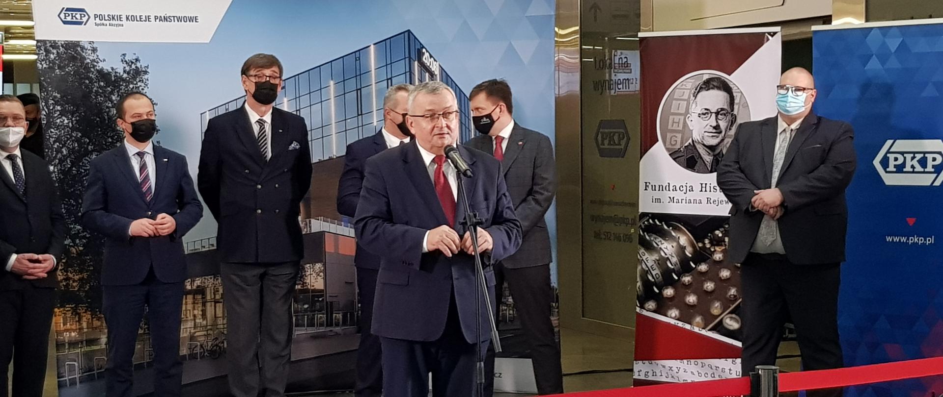 Kryptolog Marian Rejewski patronem dworca w Bydgoszczy