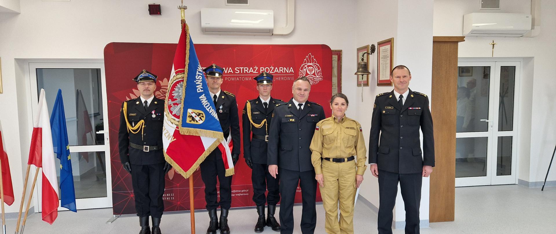 Ślubowanie nowo przyjętej funkcjonariuszki