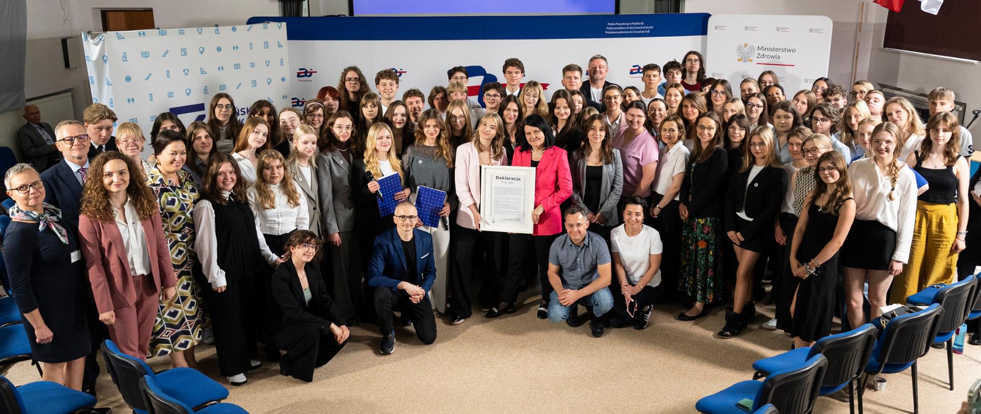 Konferencja "Bliżej siebie – młodzież o zdrowiu psychicznym w cyfrowym świecie" w Gdyni.
