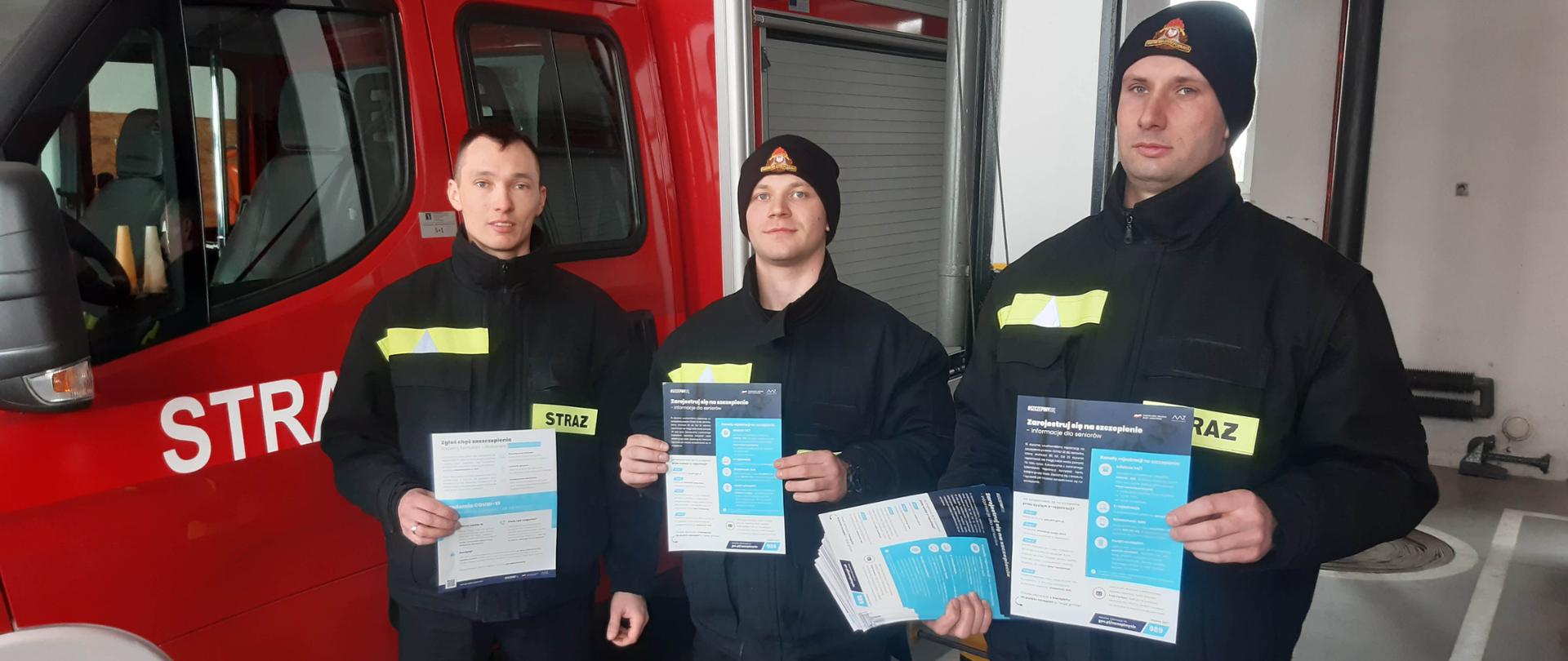 #SzczepimySię. Strażacy rozpoczęli działania informacyjne.