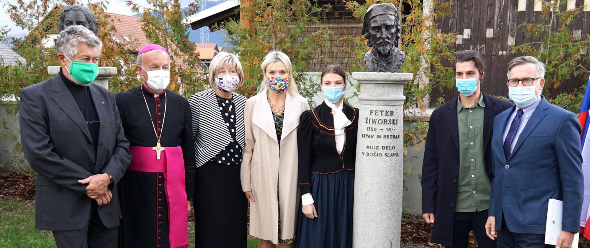 Uroczystość odsłonięcie pomnika Piotra Żiwobskiego