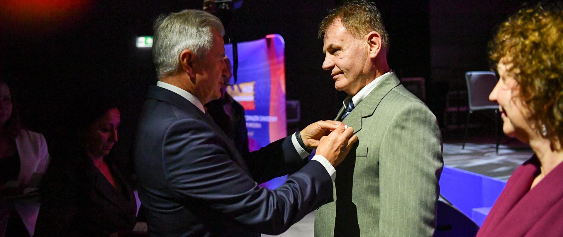 3 listopada 2025 r. w Muzeum WP w Warszawie odbyły się uroczystości z okazji 45-lecia Niezależnego Samorządnego Związku Zawodowego Pracowników Wojska z udziałem podsekretarza stanu w MON Stanisław Wziątka. Fot. plut. Wojciech Król/MON 