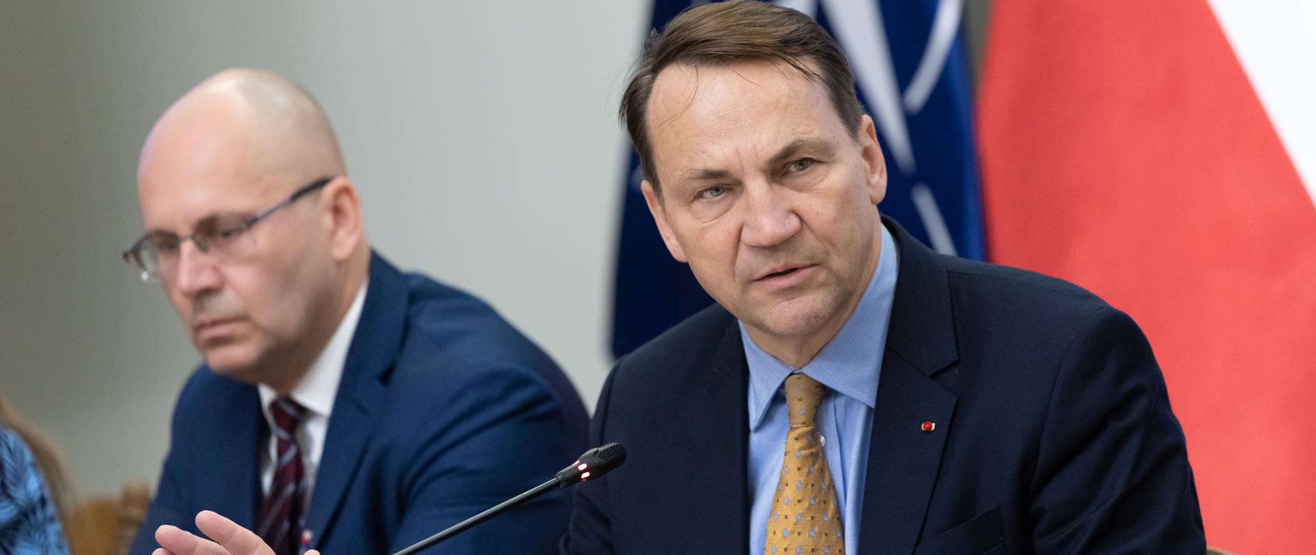 Spotkanie Ministra Spraw Zagranicznych Radosława Sikorskiego z delegacją Zgromadzenia Parlamentarnego NATO
