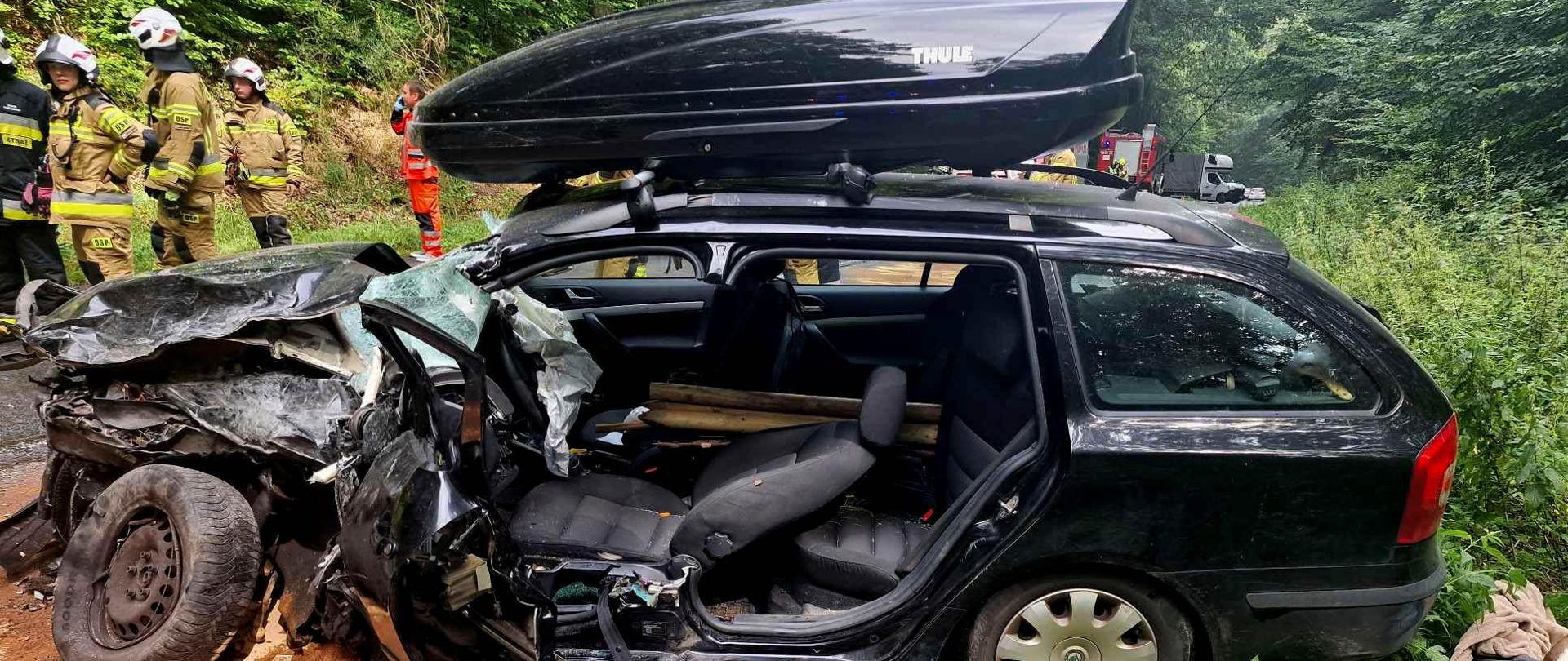 04.08.2024 roku tuż po godzinie 14:00 do Stanowiska Kierowania Komendanta Powiatowego PSP w Kamieniu Pomorskim wpłynęła informacja o wypadku samochodowym na DW108 na wysokości miejscowości Golczewo.