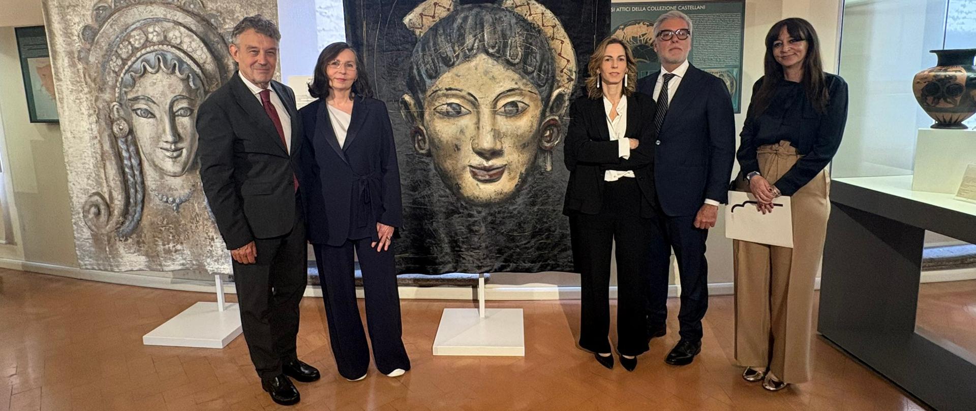 Mostra Malgorzata Lipinska - artista con personalità, tra cui Federico Mollicone e Ryszard Schnepf 