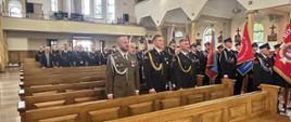 Strażacy w kościele