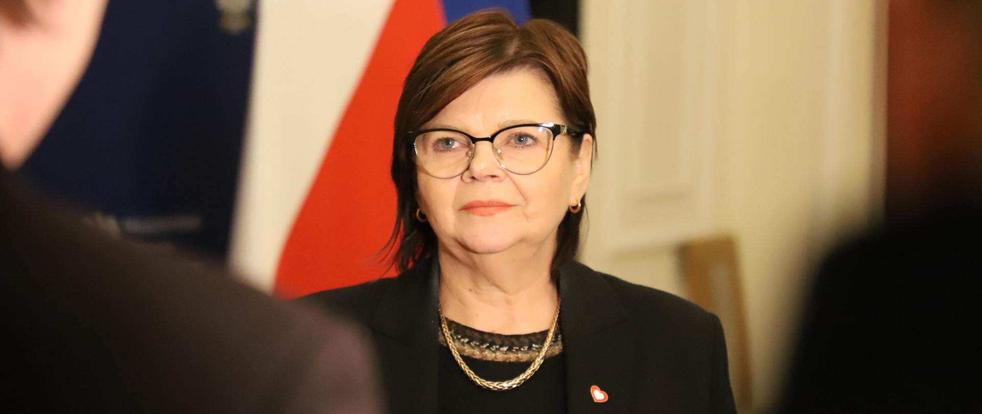 minister zdrowia Izabela Leszczyna - podpisana umowa na szczepionki