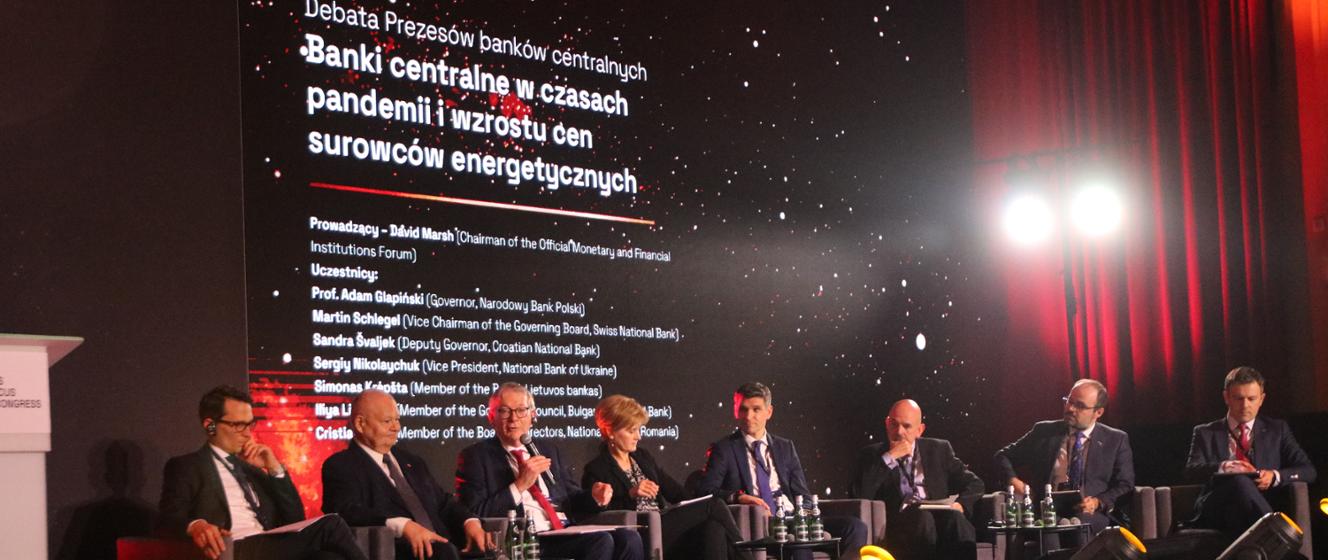 Debate de responsables de bancos centrales en el marco de la Conferencia Internacional Copernicana – Ministerio de Educación y Ciencia