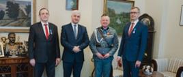 Trzech Podlasian z Medalami Odzyskanej Niepodległości