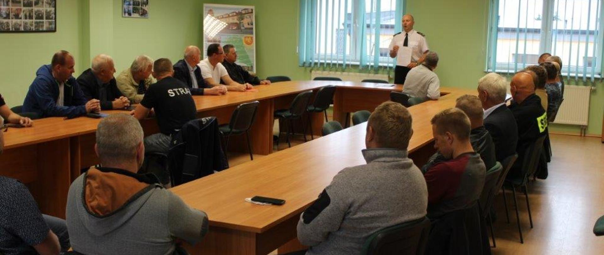 Komendant odpowiada na pytania