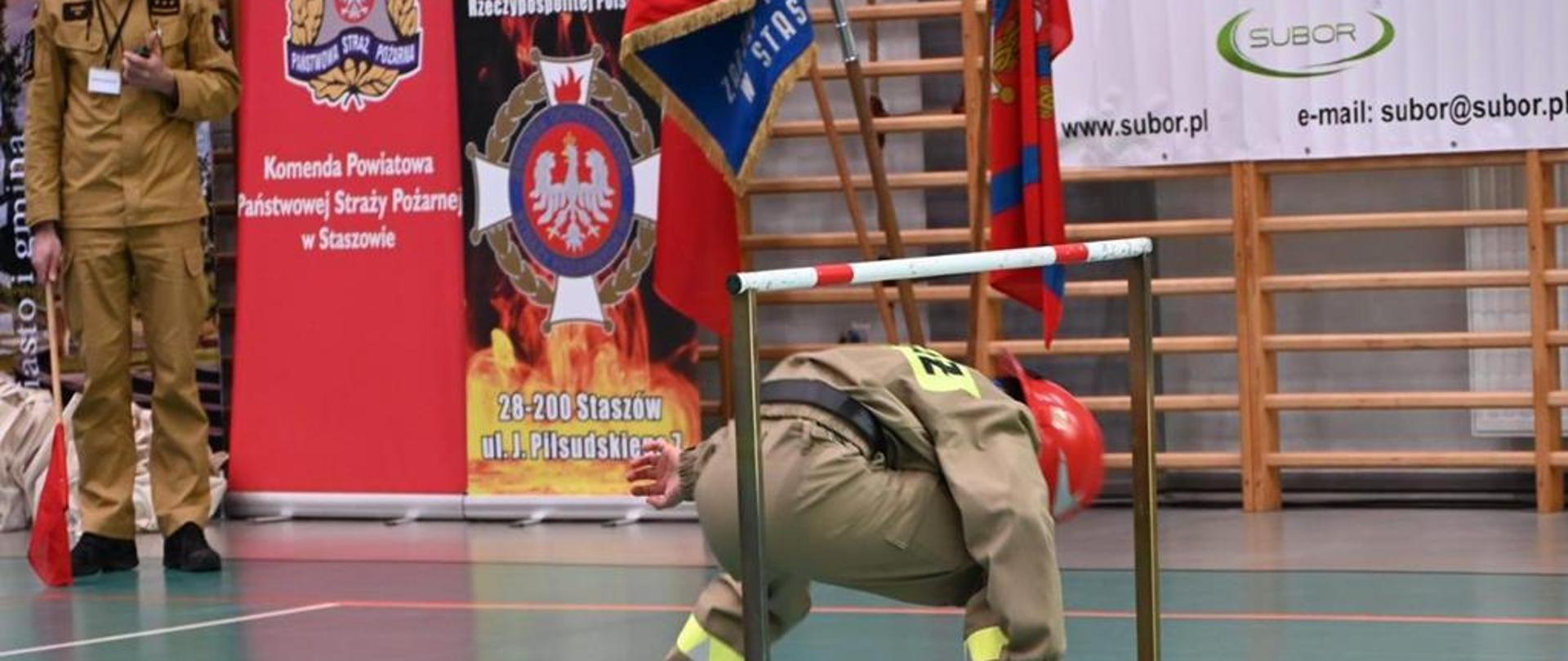 I Halowe Zawody Młodzieżowych Drużyn Pożarniczych powiatu staszowskiego