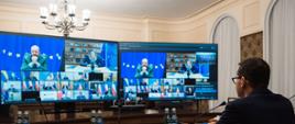 Premier Mateusz Morawiecki podczas videokonferencji z członkami Rady Europejskiej.