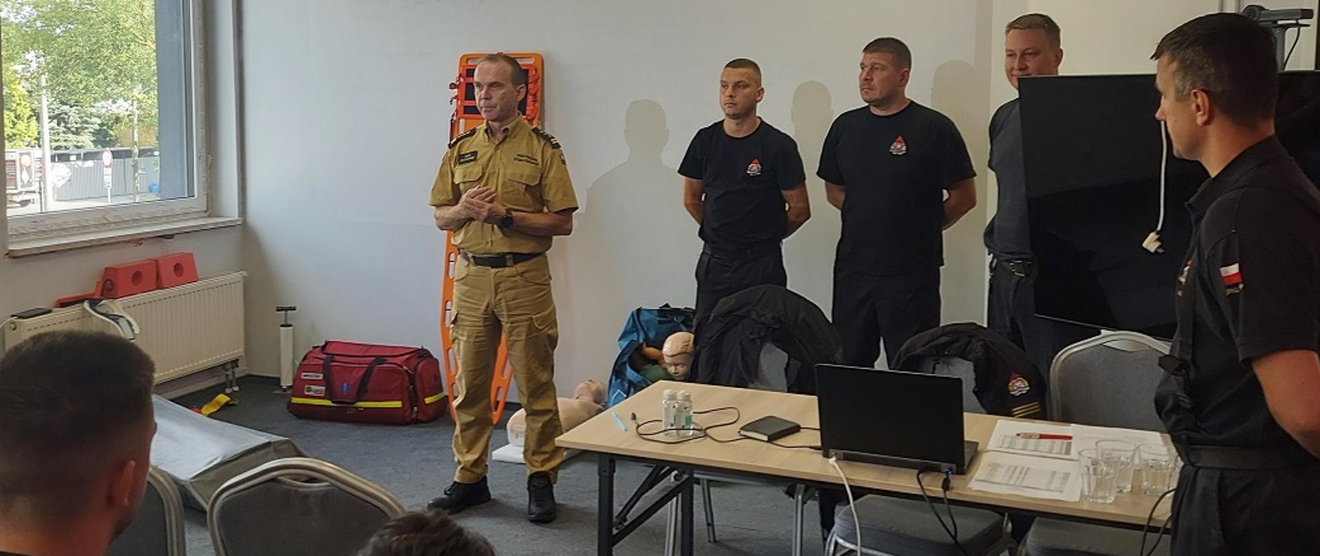 Komendant Powiatowy otwiera egzamin recertyfikacyjny 