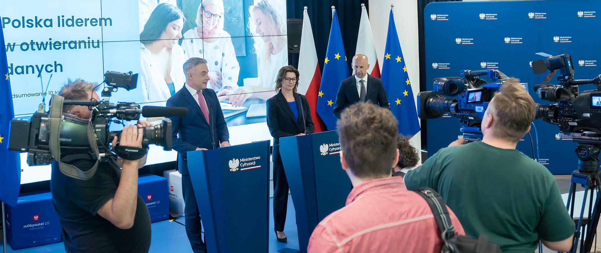 Polska liderem w otwieraniu danych. Konferencja prasowa wicepremiera, ministra cyfryzacji Krzysztofa Gawkowskiego.