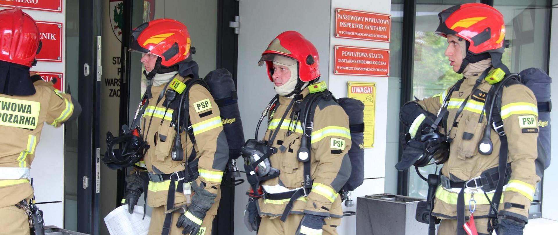 Ćwiczenia Straży Pożarnej w Budynku Starostwa Powiatowego w Powiecie Warszawskim Zachodnim
