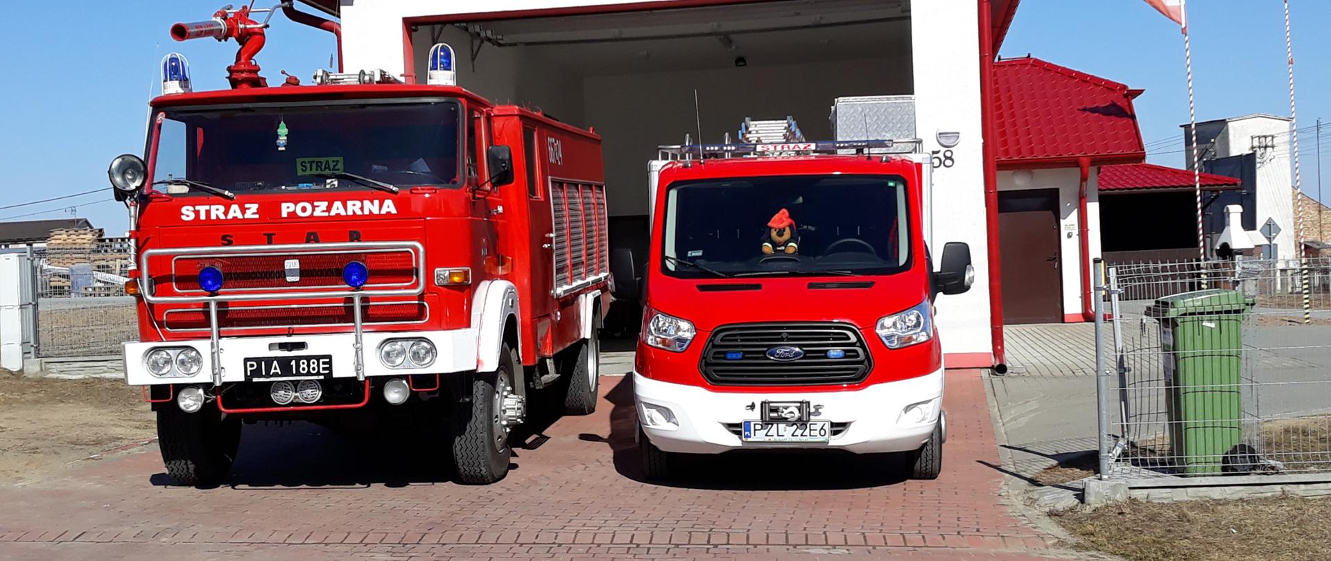 Widok remizy z pojazdami