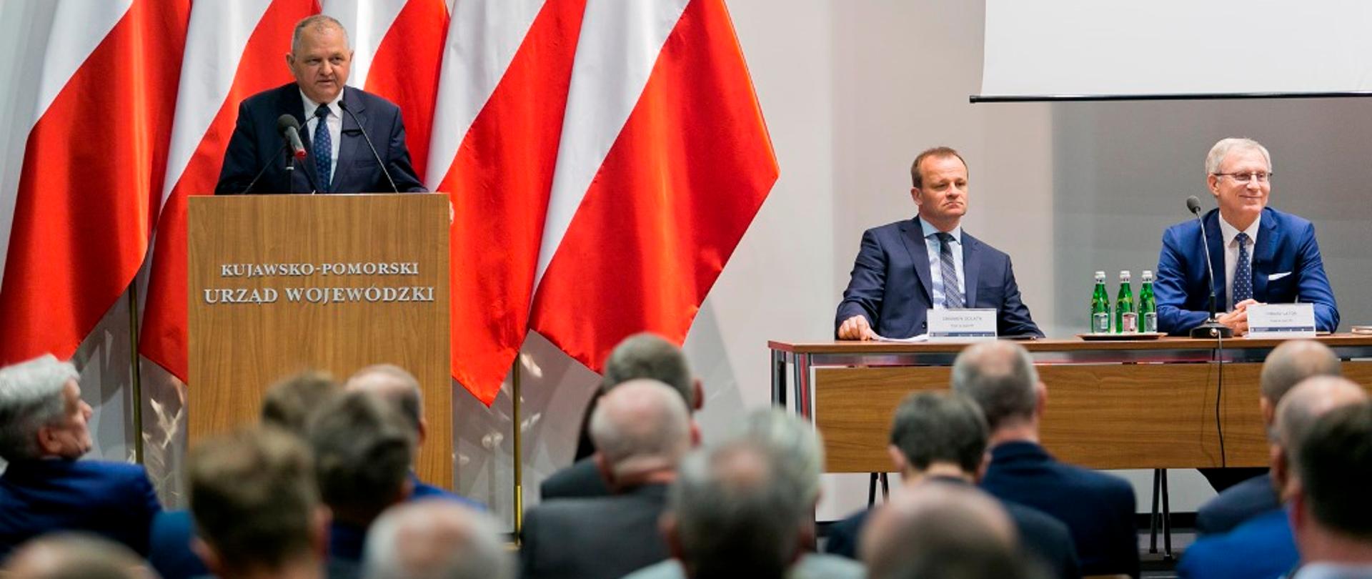 Wiceminister R. Zarudzki podczas wypowiedzi