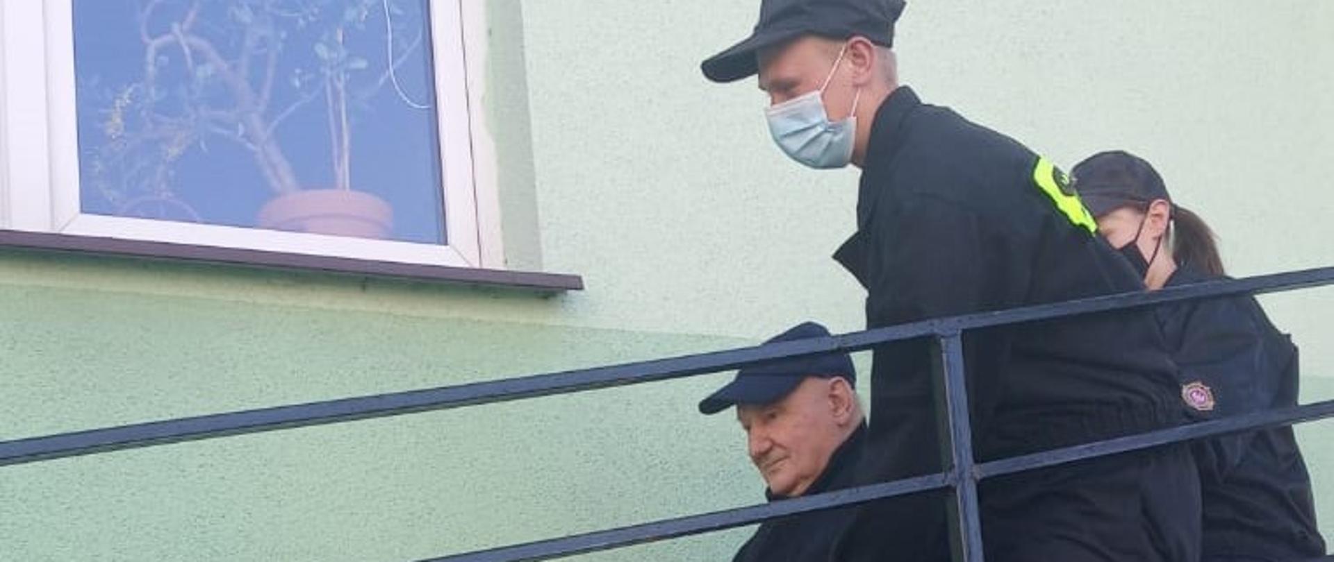 Transport seniora do punktu szczepień