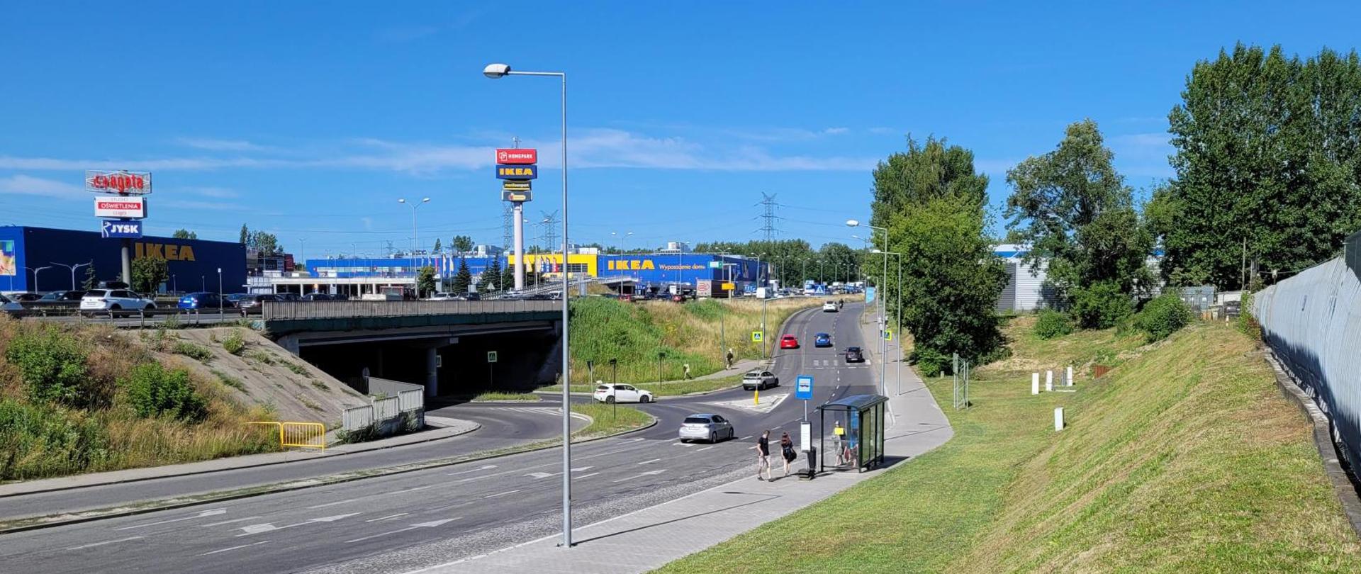 Widoczny z okolicznej skarpy szeroki widok na węzeł Agata przy S86. W tle centrum handlowe oraz główna trasa, na pierwszym planie w kierunku Sosnowca.