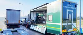 Stan techniczny ciężarówki sprawdzany na Mobilnej Jednostce Diagnostycznej
