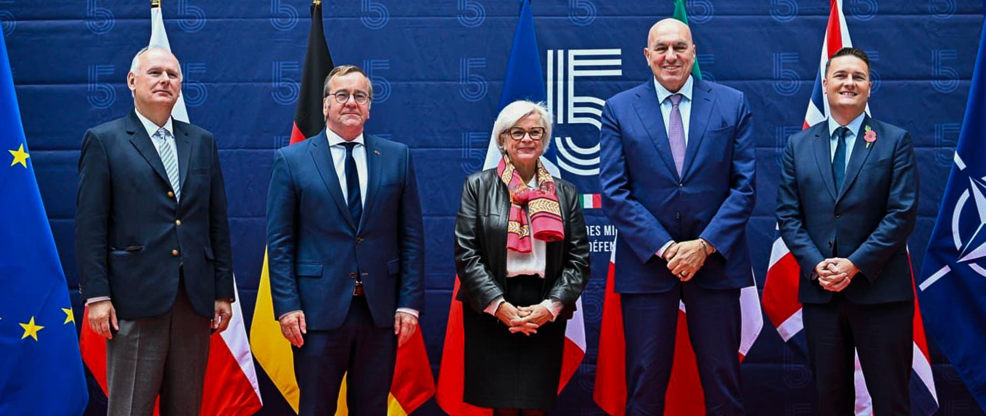 Wiceminister obrony narodowej Paweł Zalewski wziął udział w spotkaniu ministrów obrony E5 (Europejskiej Grupy Pięciu) w Paryżu, które odbyło się 26 października 2026 roku.