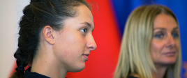 Iga Świątek i Alicja Rosolska z wizytą w Ministerstwie Sportu i Turystyki