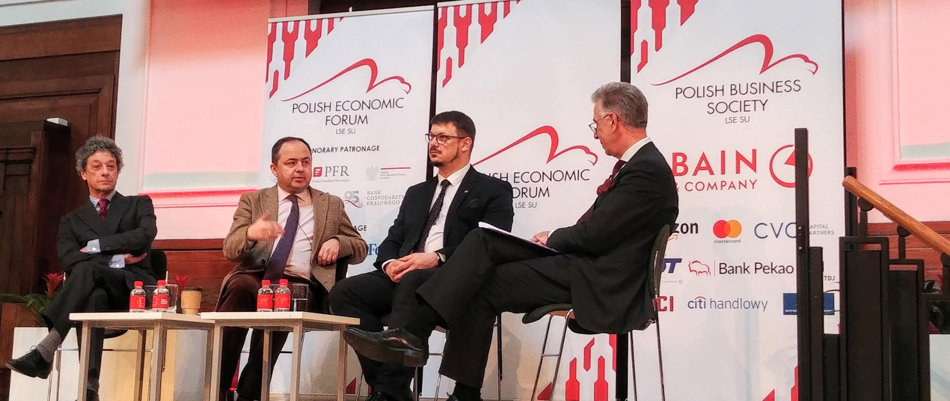 Wiceminister Konrad Szymański wziął udział w London School of Economics Polish Economic Forum w Londynie 