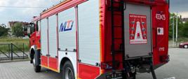 Nowy ciężki samochód ratowniczo-gaśniczy (4x4)
