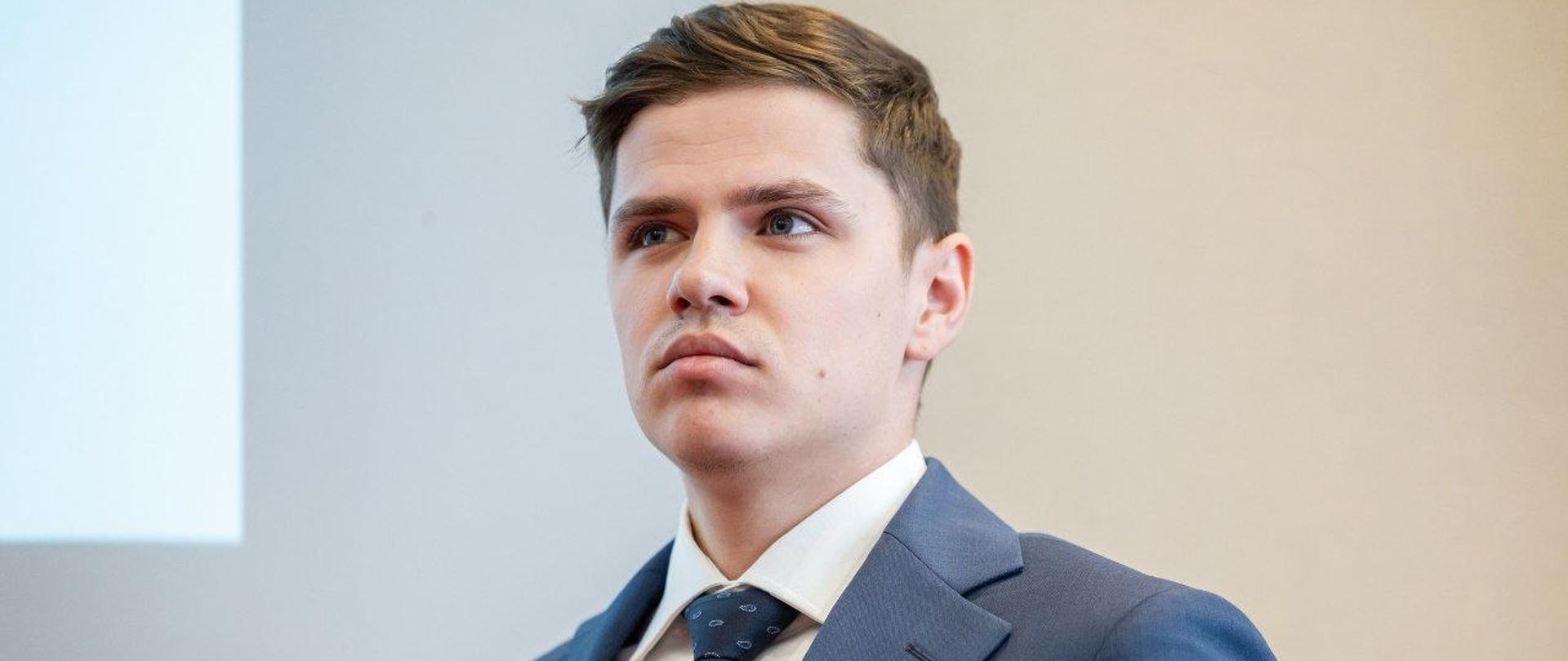 Andrii Shekhovtsov 