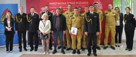 Ślubowanie nowo przyjętego strażaka