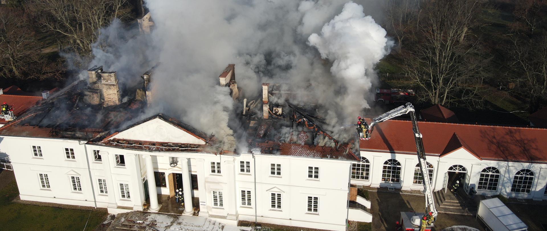 Pożar pałacu w Korczewie