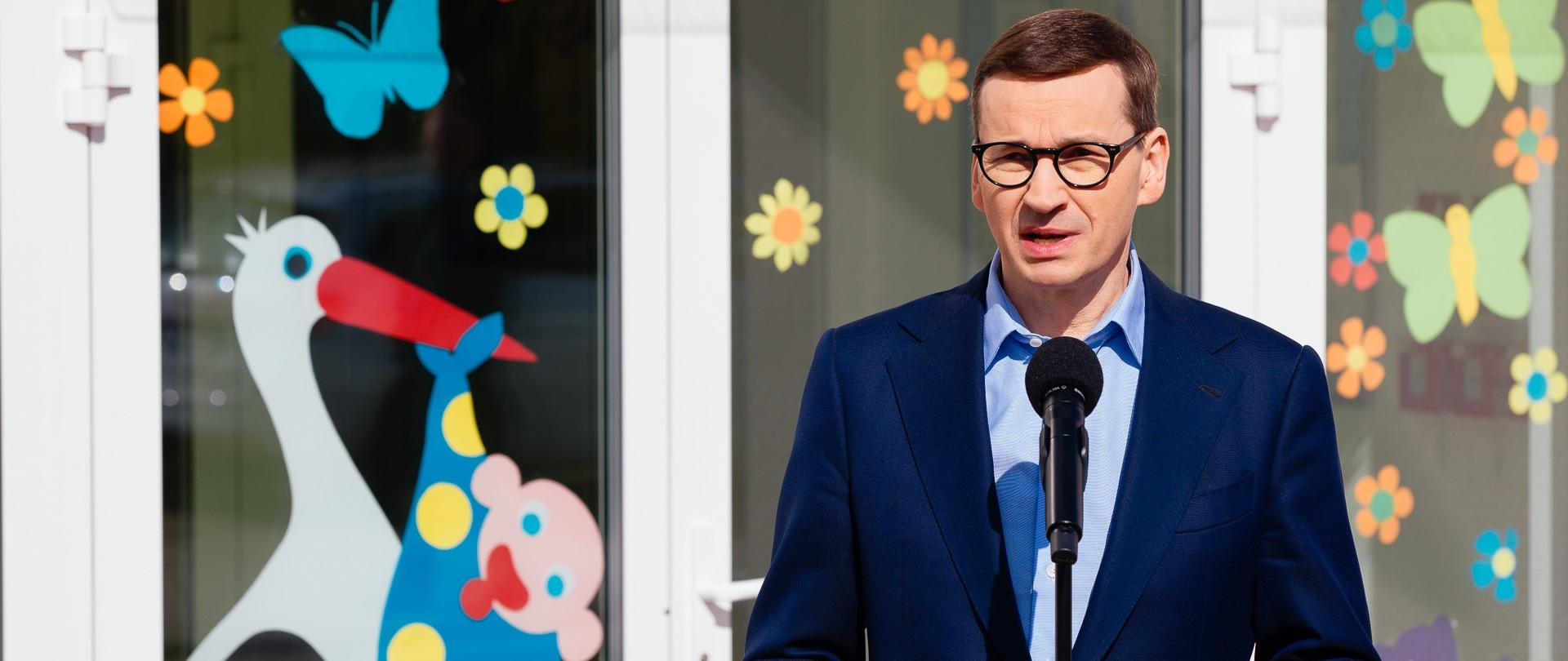 Premier z wizytą w żłobku.