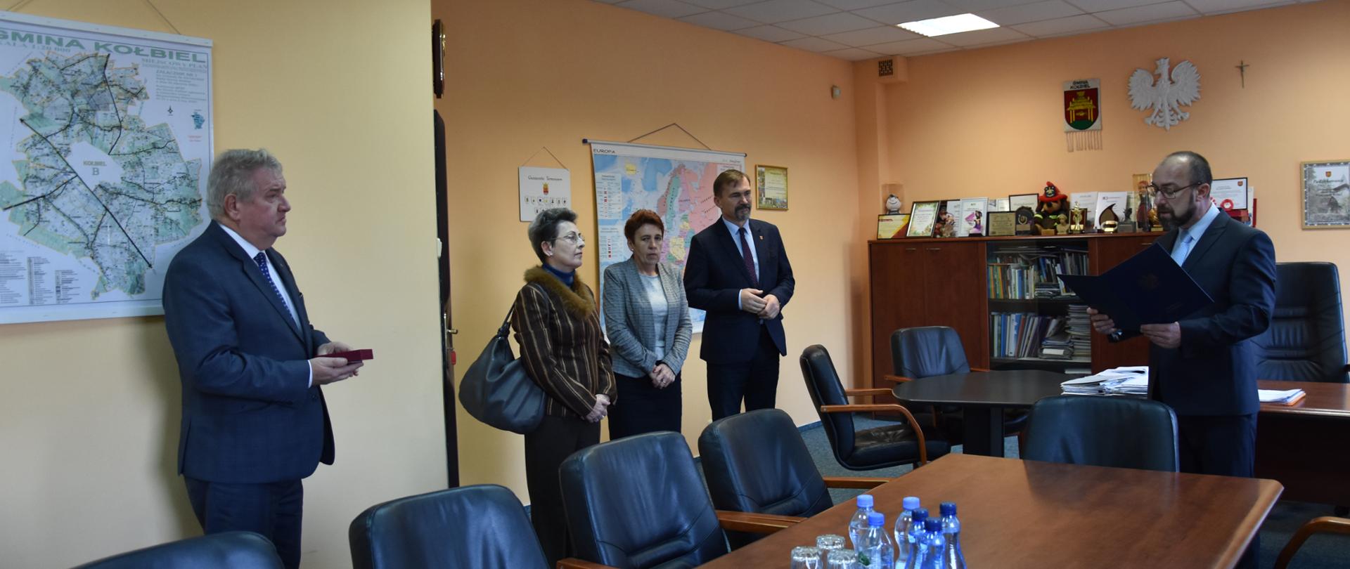 Wicewojewoda Mazowiecki wręczył Krzyż Kawalerski Orderu Odrodzenia Polski