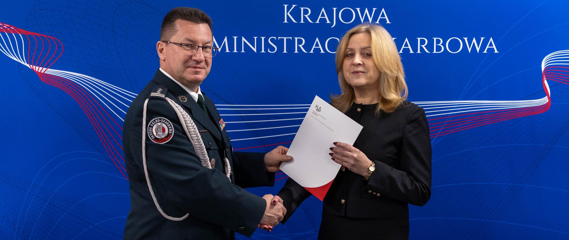 Dyrektor IAS w Białymstoku wręcza akt powołania na stanowisko Naczelnika US w Bielsku Podlaskim