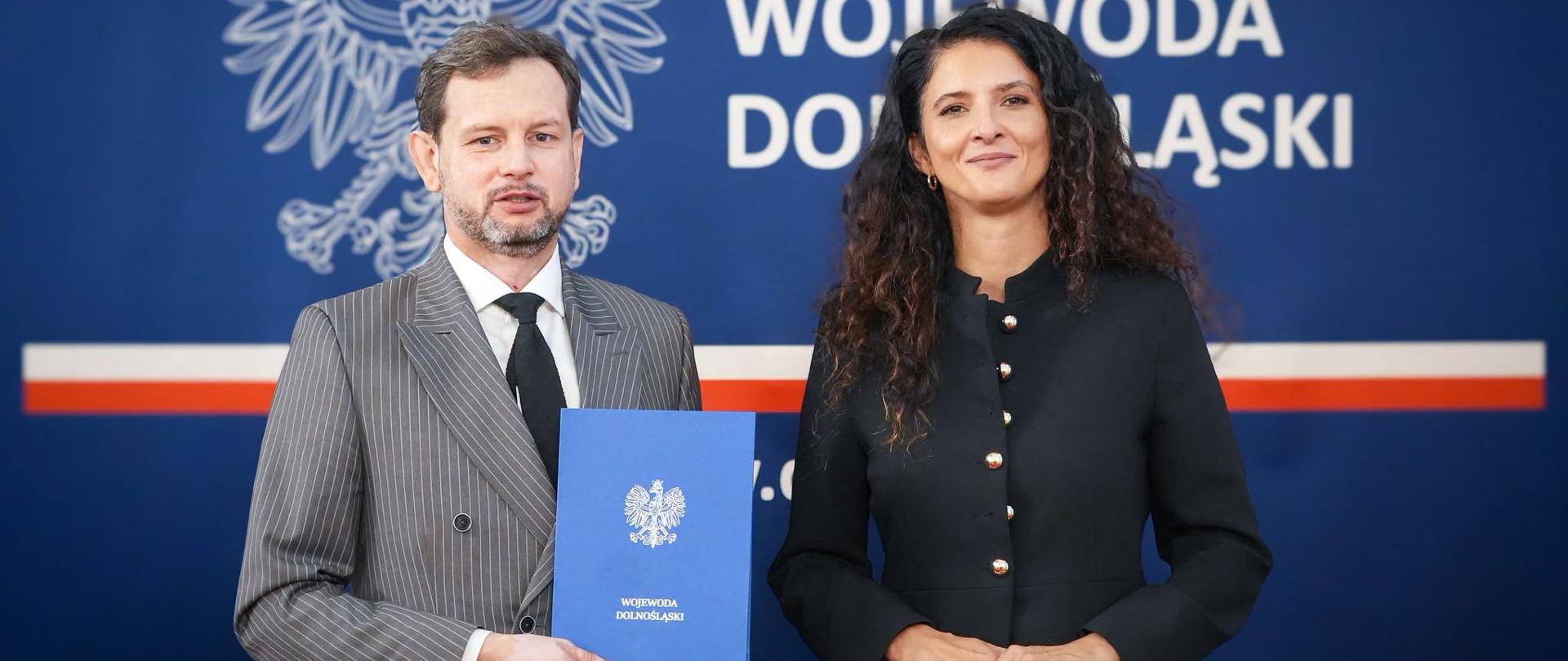 Wojewoda Dolnośląska Anna Żabska powołała dr. Wojciecha Kazaneckiego na pełnomocnika ds. Dolnośląskiego Akademickiego Korpusu Ochrony Ludności (DAKOL)