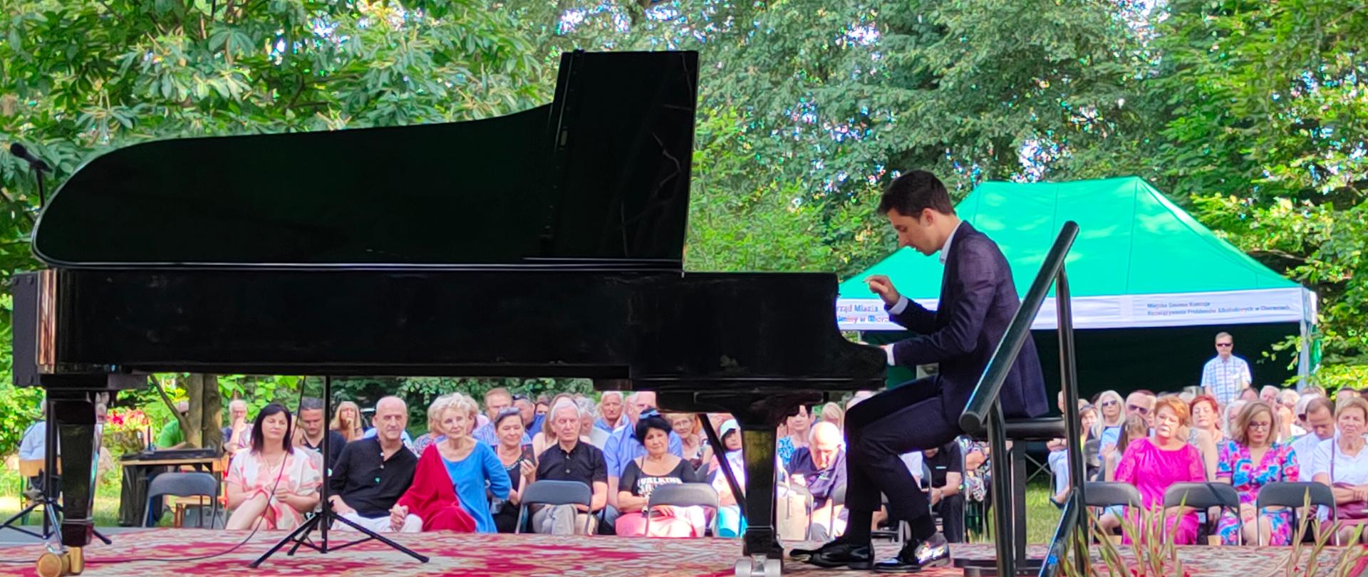 Wakacje z Chopinem – kolejna edycja Festiwalu Chopin en Vacances fot. Fundacja Ziemia Dobrzyńska 