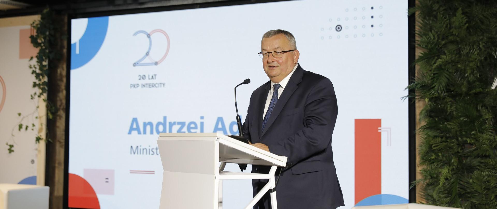 Minister infrastruktury Andrzej Adamczyk wziął udział w konferencji podsumowującej dwie dekady istnienia spółki PKP Intercity